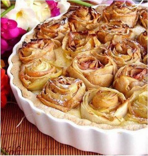 Tarta de flores de manzana