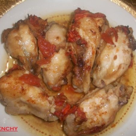 ALITAS DE POLLO ALIÑADAS CON TOMATE CONCASE