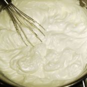 Tarta de merengue italiano tostado con crema de almendras - Paso 1