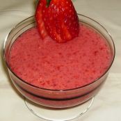 Mousse de fresa delicioso