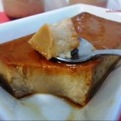 Flan de huevo con azúcar moreno