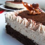 TIRAMISU CON BROWNIE Y NUEZ CARAMELIZADA.