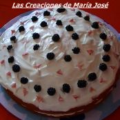 Cake of strawberry with Muslims