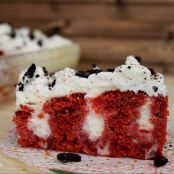 Poke Cake Red Velvet