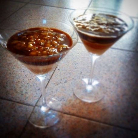 Tierra de Galletas con crema de yogur,  toffee y manzana.