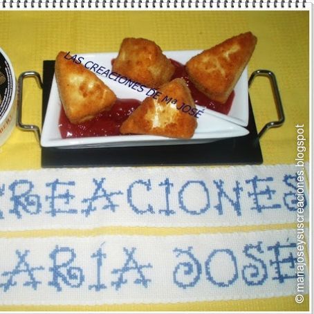 CAMEMBERT CON MERMELADA DE FRESA