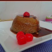 Flan de café con cerezas