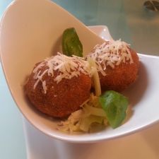 Bolitas de morcilla y queso