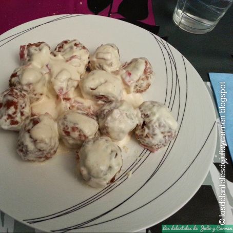 Albóndigas carbonara