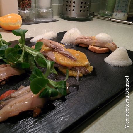 Sardinas marinadas en citricos con aire de almejas