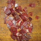 Huevo sobre cama de arroz frito al ajo y lomo - Paso 1