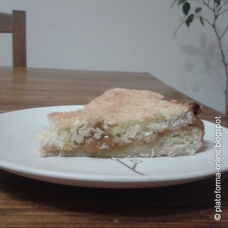 Tarta de dulce de leche y coco