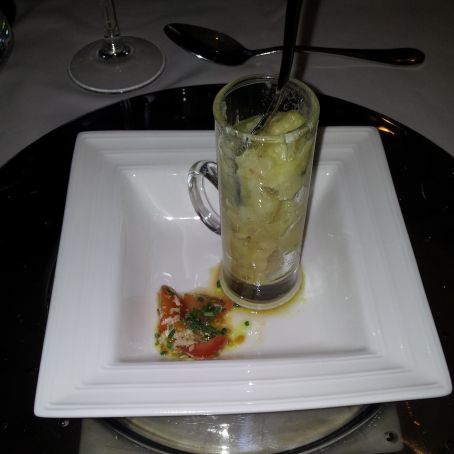 Mini chupitos de Foie con Maridaje Hero de Manzana y Romero.