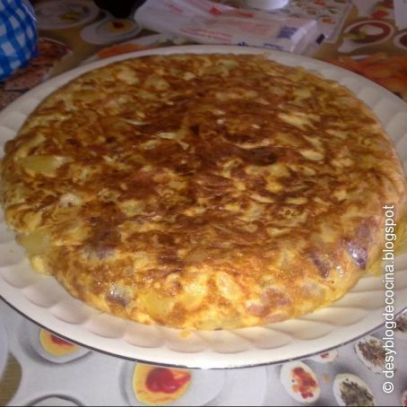 Tortilla de patatas tradicional