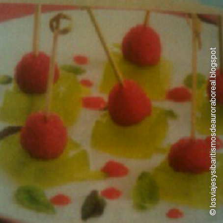 Gelatina con frambuesa