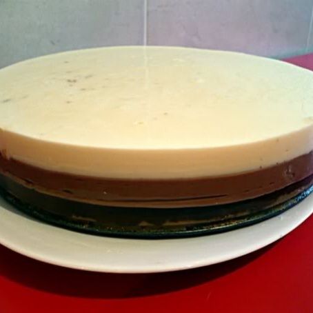 Tarta de tres chocolates