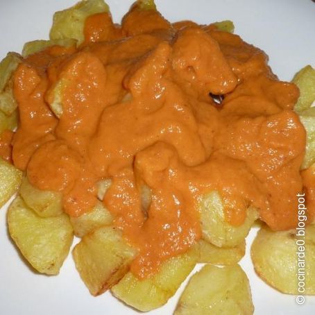 Patatas bravas (Salsa brava)
