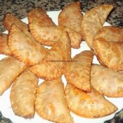 Empanadillas rellenas de la carne de mi pucherito