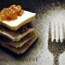 Torre de mermelada de berenjena y queso fresco