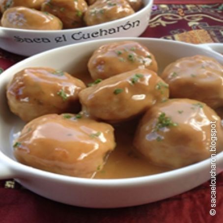 Albóndigas de pollo en salsa agridulce