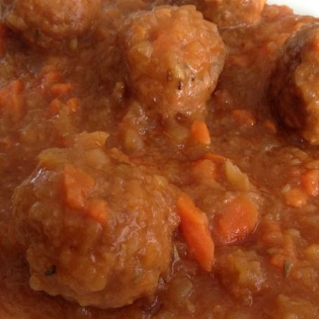 Albóndigas con salsa de verduras (receta rápida)