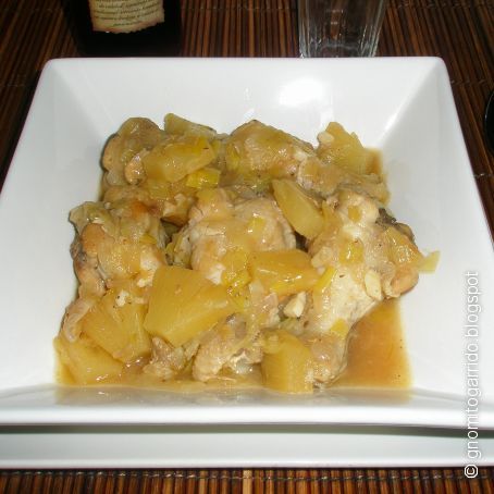 Alitas de pollo con jengibre y piña