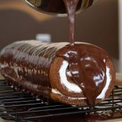 Brazo gitano de chocolate con nata casero