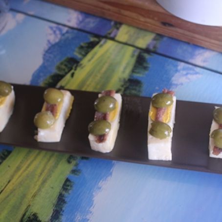 Aperitivo de huevo al vapor con anchoas