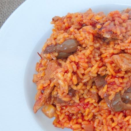 Arroz ahumado con lomo y romero