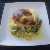 Bacalao gratinado con verduras.