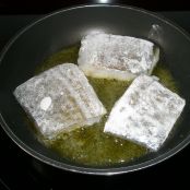 Bacalao con pasas y piñones - Paso 2