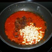 Bacalao con pasas y piñones - Paso 4