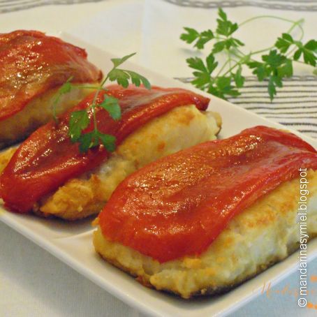 Lomos de bacalao con pimientos asados.