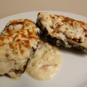 Berenjena rellena de butifarra