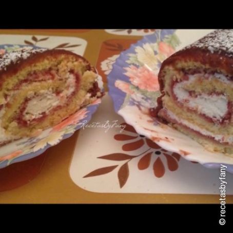 Brazo de gitano de nata y chocolate