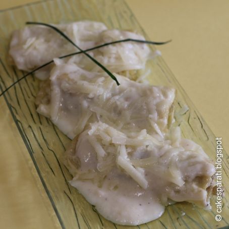 CANELONES RELLENOS DE PANGA, CHAMPIÑONES Y GAMBAS