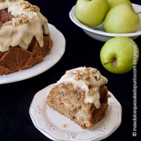 Caramel Apple Bundt Cake