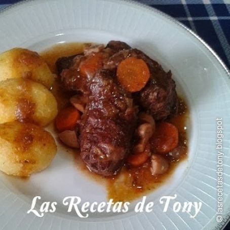 CARRILLERAS DE CERDO A LA JARDINERA