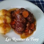 CARRILLERAS DE CERDO A LA JARDINERA