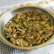 Champiñón al ajillo