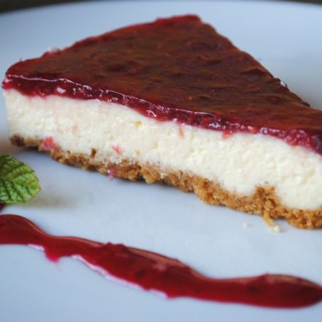 TARTA DE QUESO CON FRUTAS DEL BOSQUE