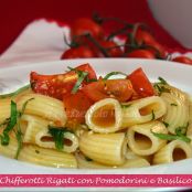Chiferotti Rigati con Pomodorini e Basilico