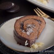 Chocolate Cake Roll con crema de Oreo