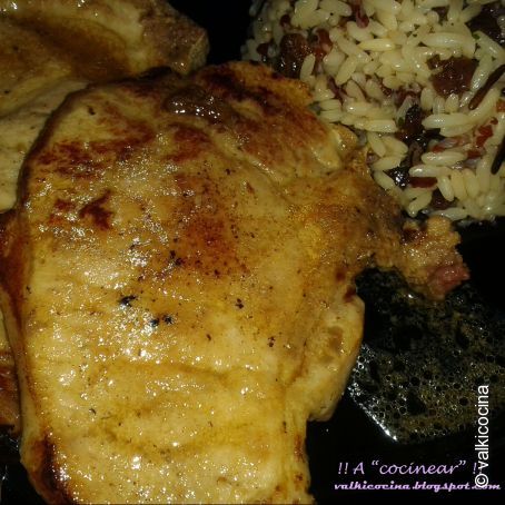 Chuletas de cerdo marinadas con mostaza y miel