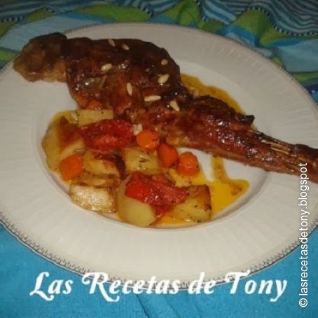 Paletilla de cordero al horno con verduras asadas