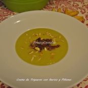 Crema de Espárragos Trigueros con Ibérico y Piñones