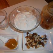 Copa helada de yogur y frutos secos - Paso 1