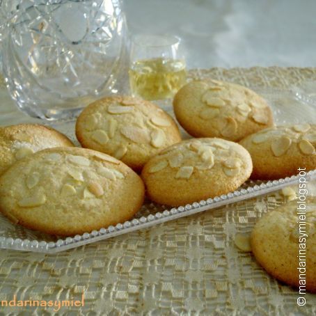 Cristinas de almendra.