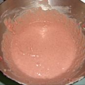 Cupcakes de fresa con cobertura de mascarpone y chocolate blanco - Paso 2