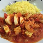 Curry de langostinos y huevos al estilo de Goa